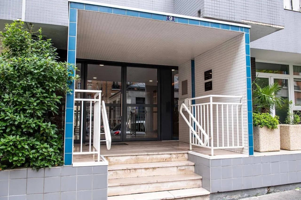 Apartment New - Superbe 1 Bdr Appt - Design 60's - 15e *